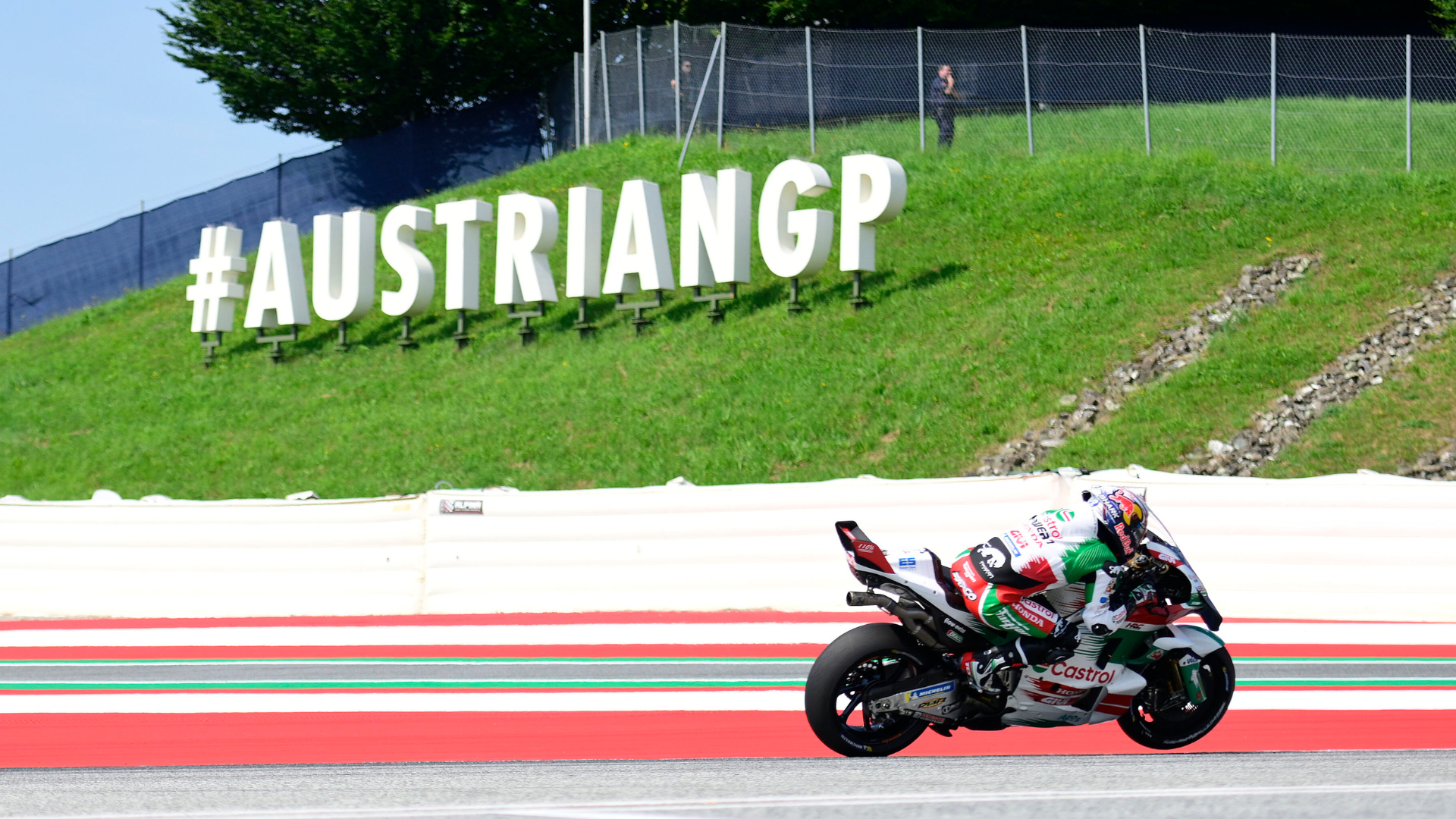 Highs and Lows: Ducati's Dominance and Marquez's Struggles on a Dramatic Friday in Austria