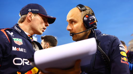 Les rumeurs disent que Ferrari a tenté d'attirer l'ingénieur de Verstappen, Gianpiero Lambiase.