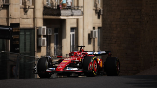 Charles Leclerc en tête de la FP2 malgré une direction tordue