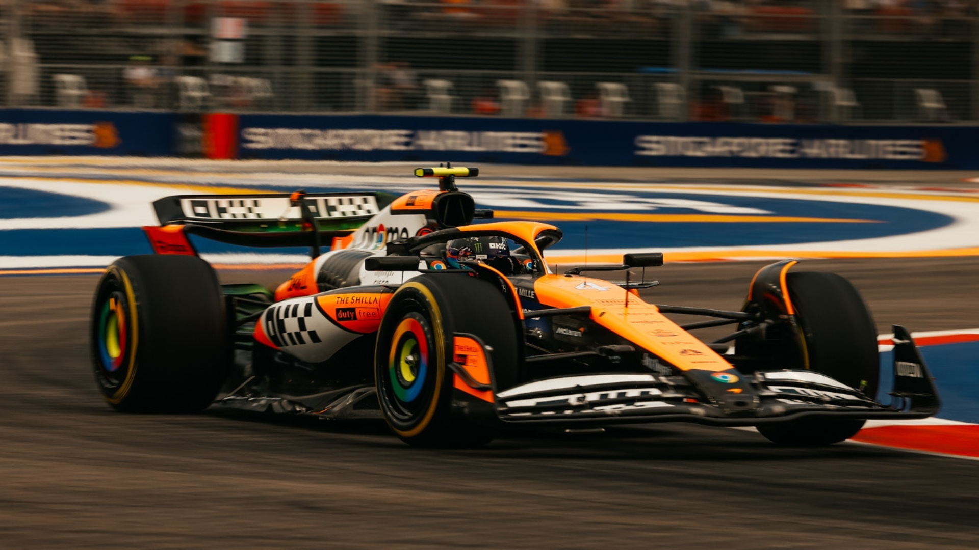 Lizard interrupts FP3 in Singapore as Norris goes fastest again