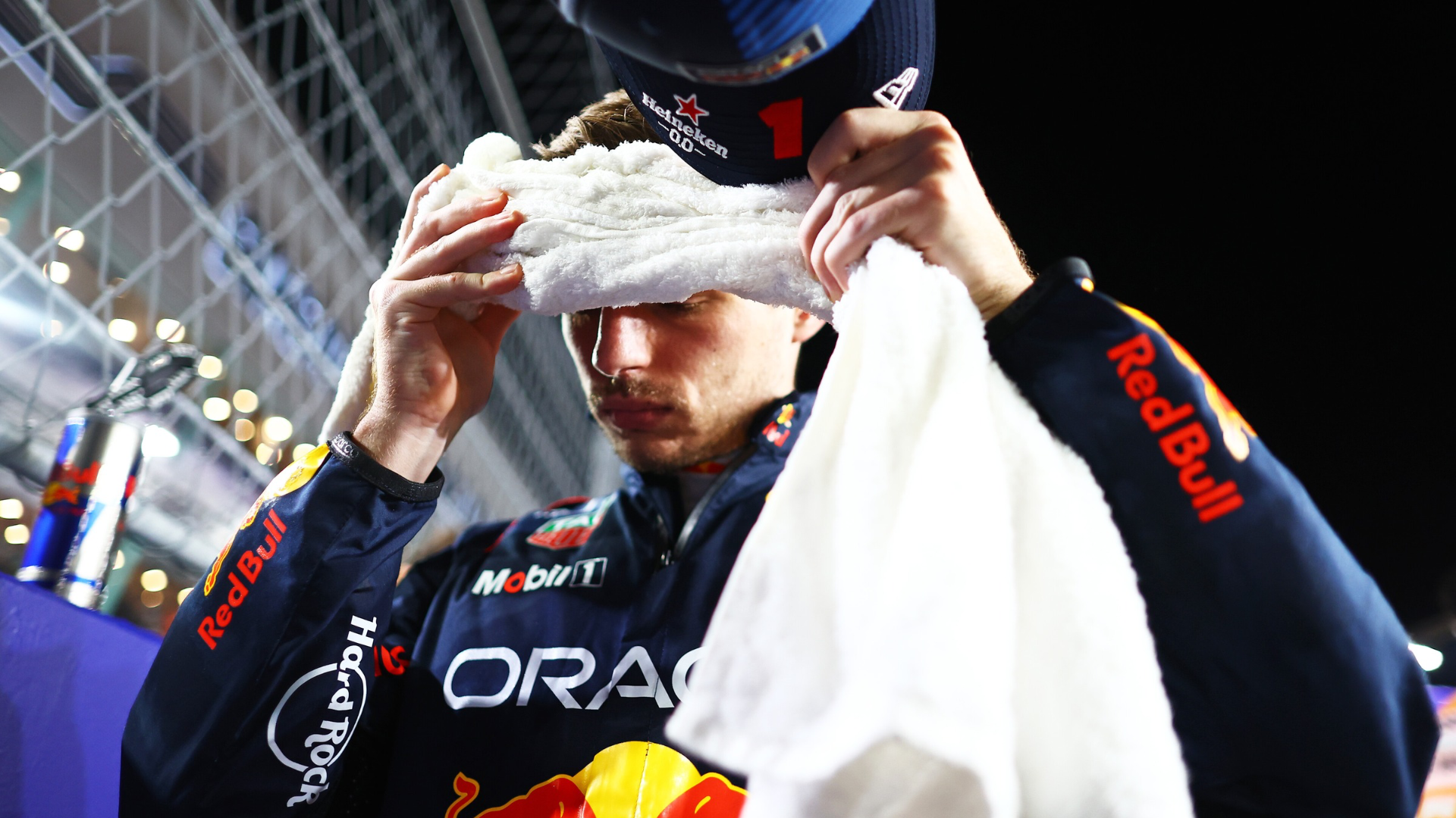 Max Verstappen bezeichnet P2 in Singapur als "gute Leistung" nach einem Monat Podiumspause