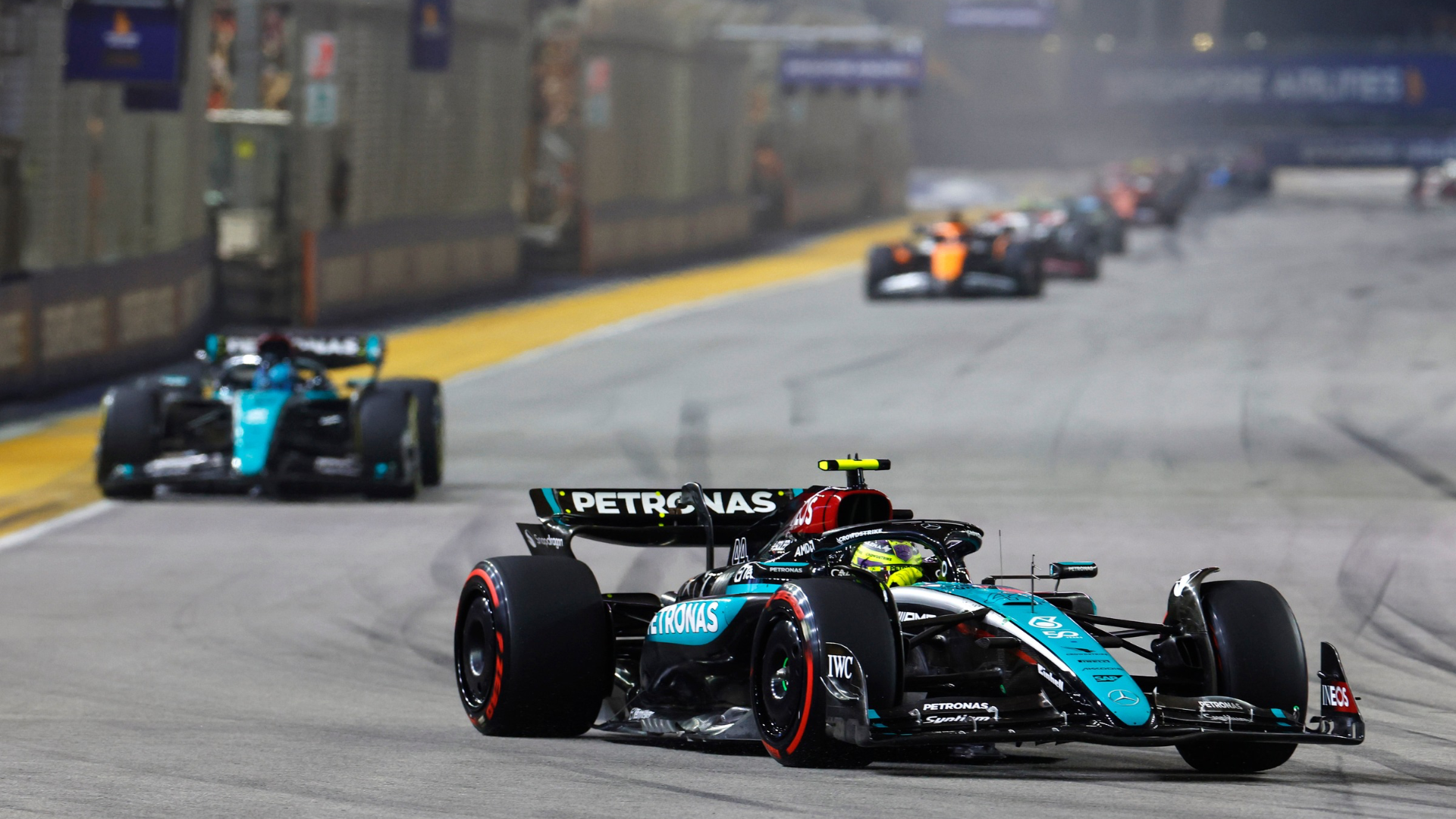 Mercedes přiznává "jasnou chybu" v rozhodnutí o strategii pro GP Singapuru