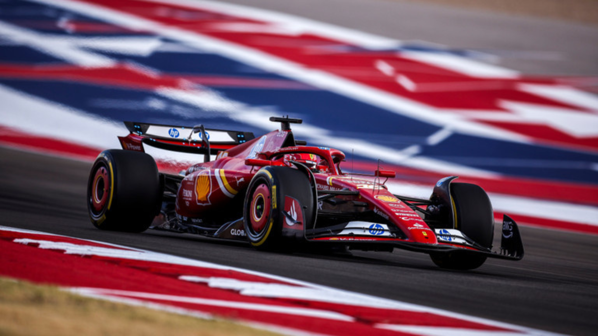 Charles Leclerc szturmuje po zwycięstwo w Grand Prix USA z podwójnym zwycięstwem dla Ferrari