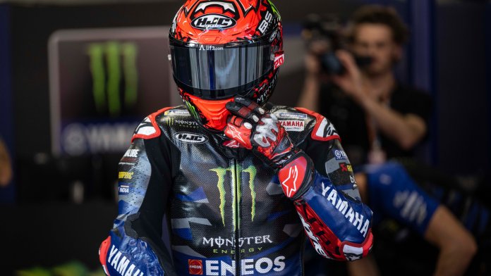 Yamaha présente la M1 améliorée aux essais MotoGP de Barcelone